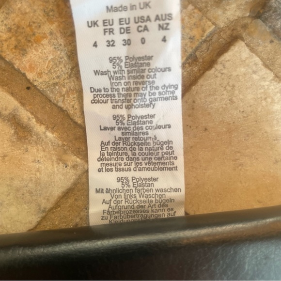 Pretty Little Thing NWT Slinky Racer Neckline Bodysuit in Mauve - Picture 11 of 14